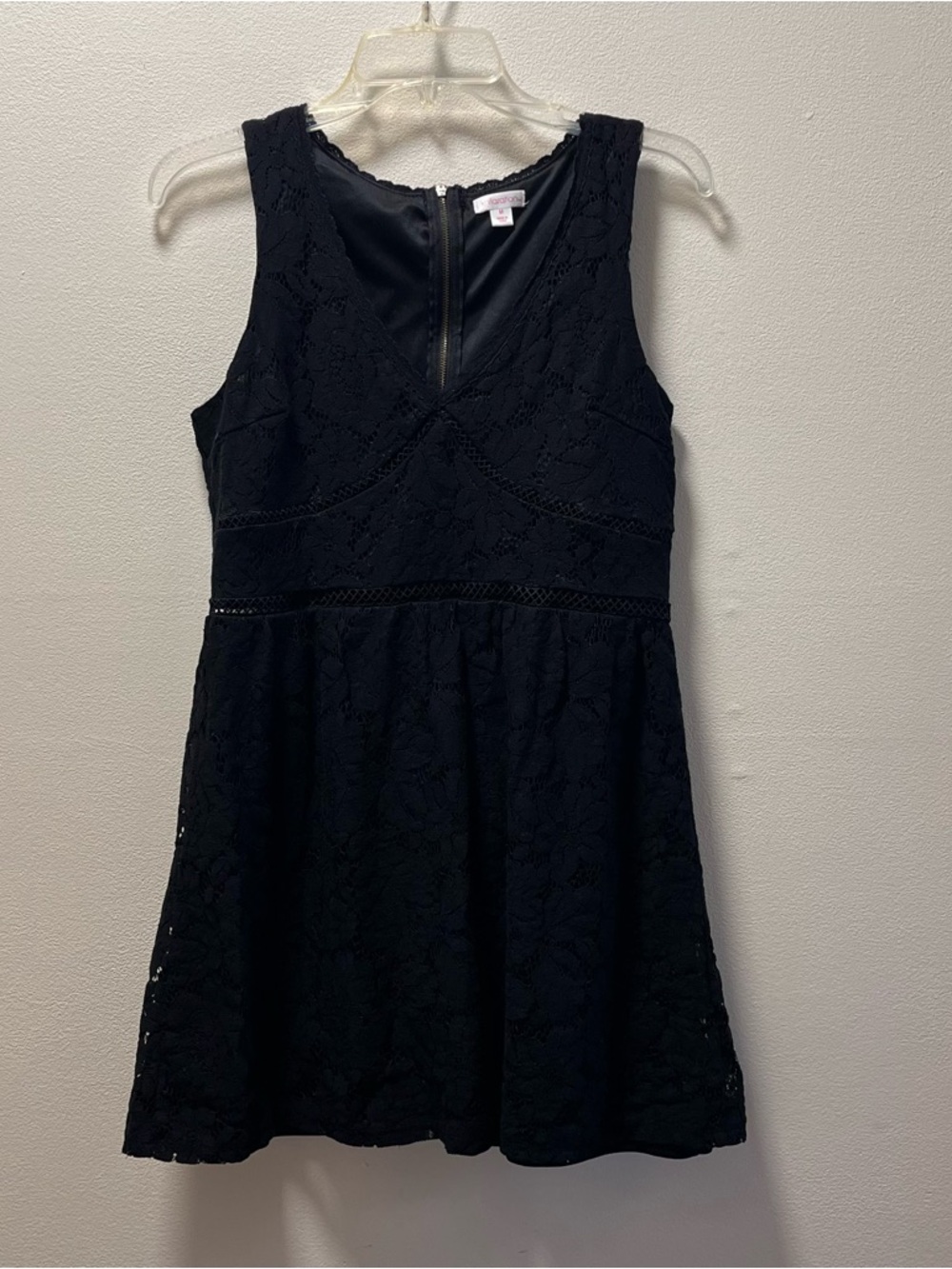 Xhilaration Trendy Chic Black Lace Overlay V-Neck Sleeveless Mini Dress, Sz M